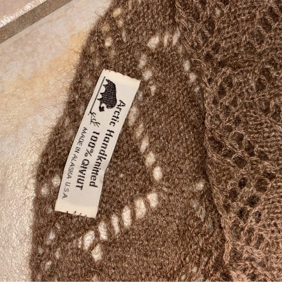 Oomingmak Arctic Handknitted 100% Qiviut Musk Ox Wool Eskimo Smoke Ring Scarf